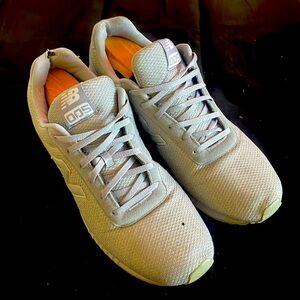 New balance running shoes size us12